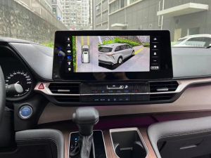 Toyota Sienna 2020-24 navigáció, 12,3 hüvelykes kijelző, bluetooth, 4 GB RAM, 64 GB tárhely