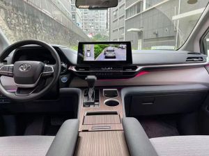 Toyota Sienna 2020-24 navigáció, 12,3 hüvelykes kijelző, bluetooth, 4 GB RAM, 64 GB tárhely